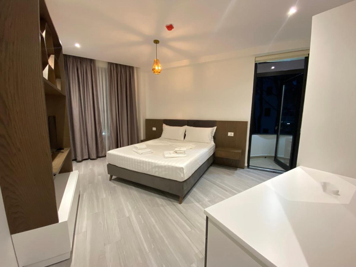 The Honeycomb Boutique Hotel Golem  Luaran gambar