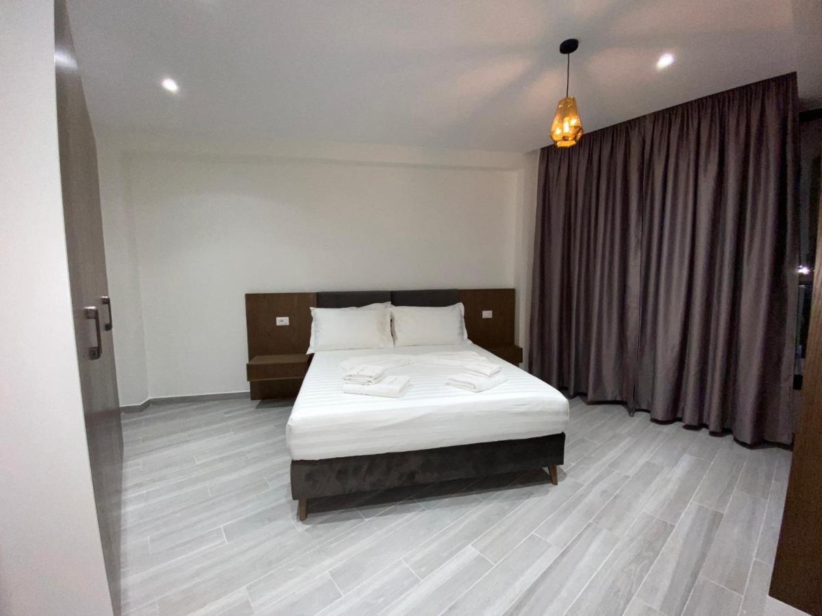 The Honeycomb Boutique Hotel Golem  Luaran gambar