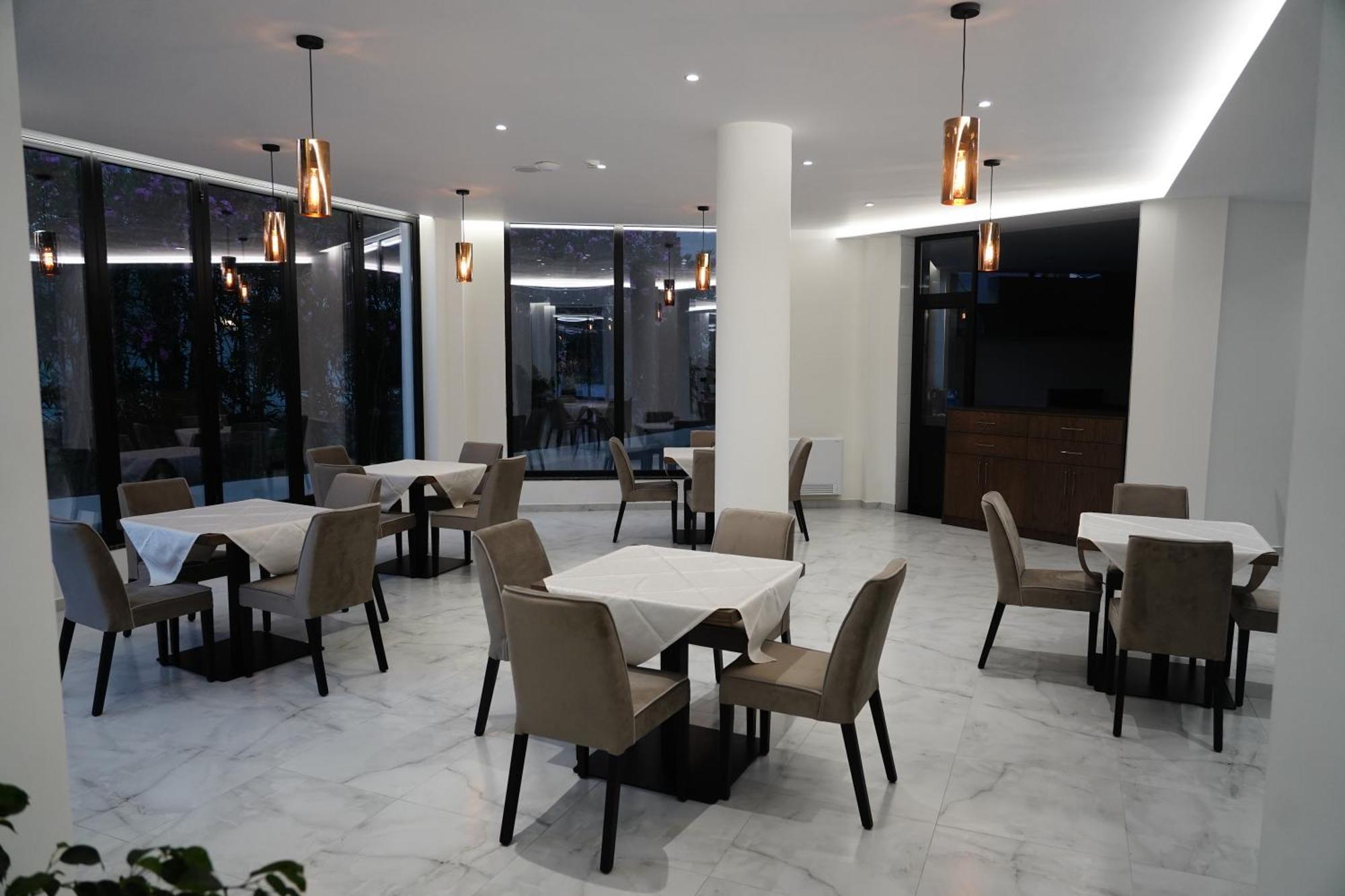 The Honeycomb Boutique Hotel Golem  Luaran gambar