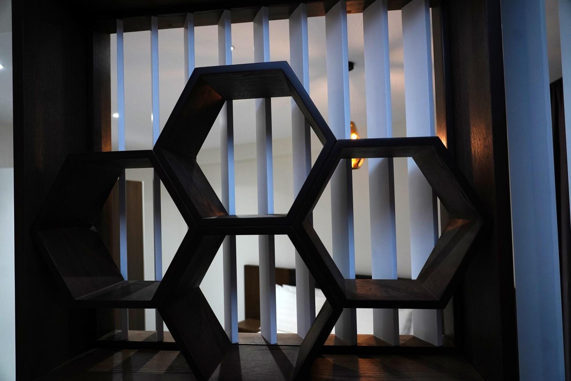 The Honeycomb Boutique Hotel Golem  Luaran gambar